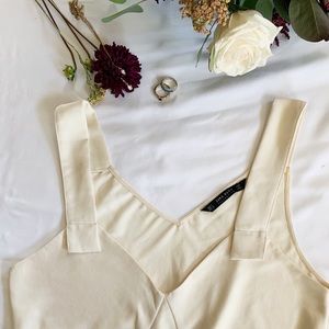 Zara elegant sleeveless shirt